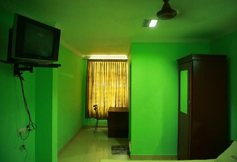 스탠다드 룸, Kalathil Tourist Home
