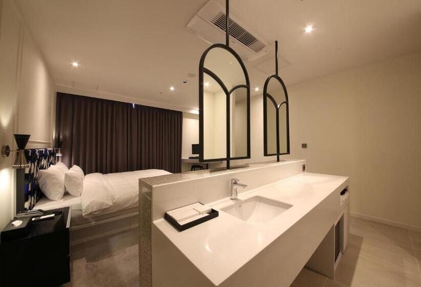 Номер Стандарт с Гидромассажем, Zam101 Hotel Gimhae