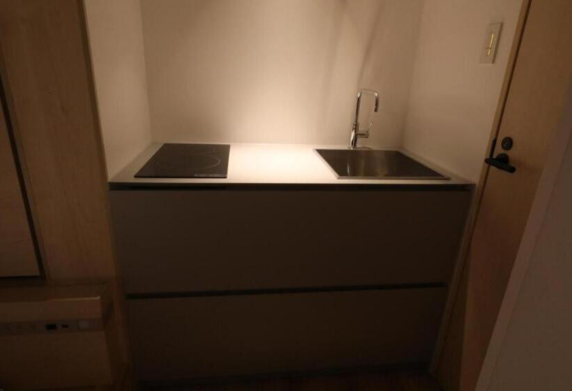 سوییت خانوادگی, Gen Hotel Kamakura