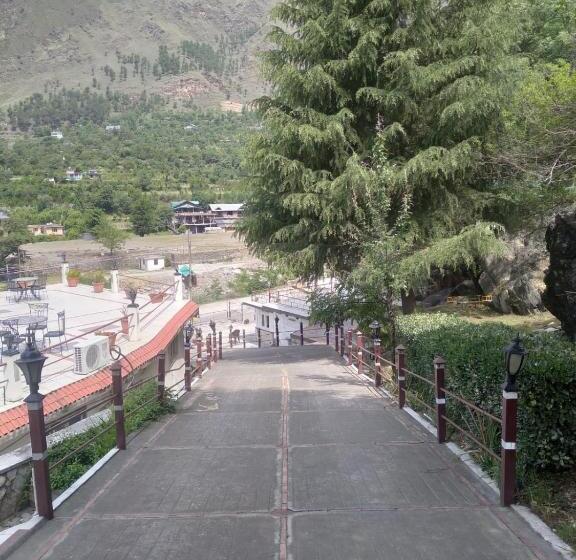 스위트, Mashoo Resorts , Bhuntar
