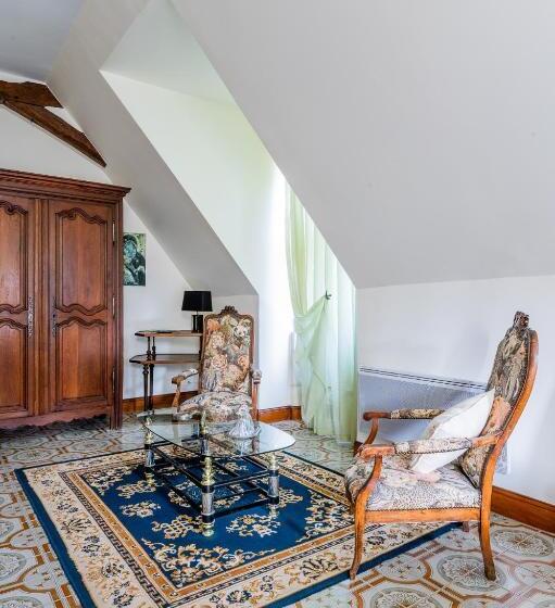 Номер Deluxe, Le Vieux Château De Hommes