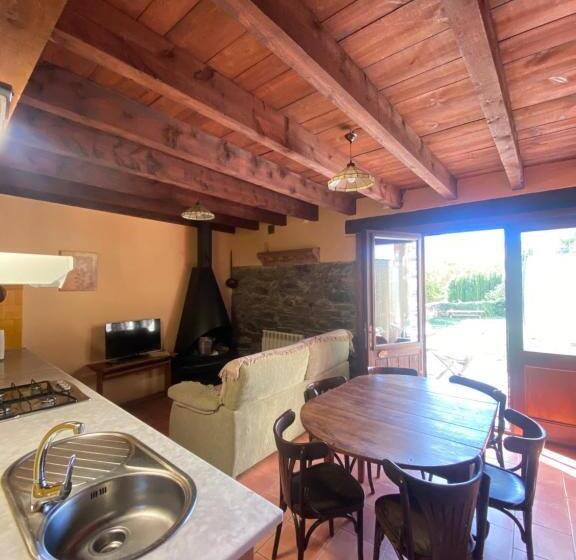 Apartament 3 Dormitoare, Can Bonada