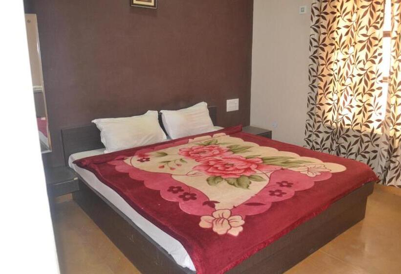 Номер Deluxe, Pansari's Khuri Haveli