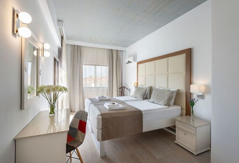 Люкс, King Jason Paphos   Designed For Adults By Louis Hotels