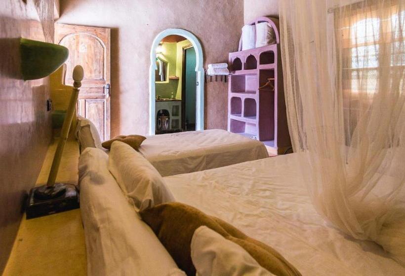 Семейный Номер, Riad Dar Ouzine