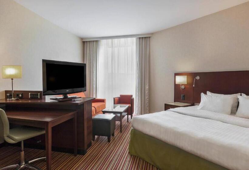 Номер Superior Кровать Кинг, Courtyard By Marriott Basel