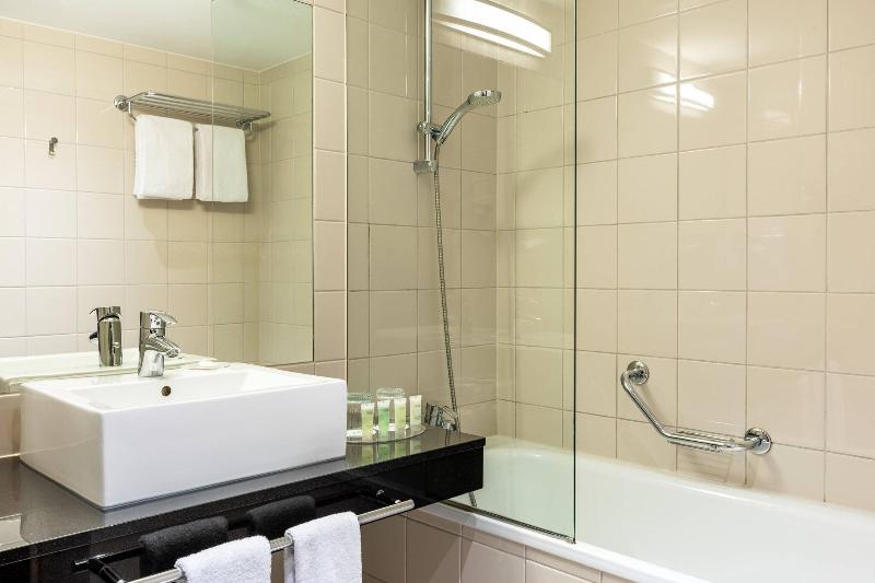 Номер Superior Кровать Кинг, Courtyard By Marriott Paris Saint Denis