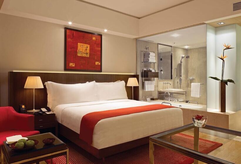 اتاق کلاب, Trident Bandra Kurla