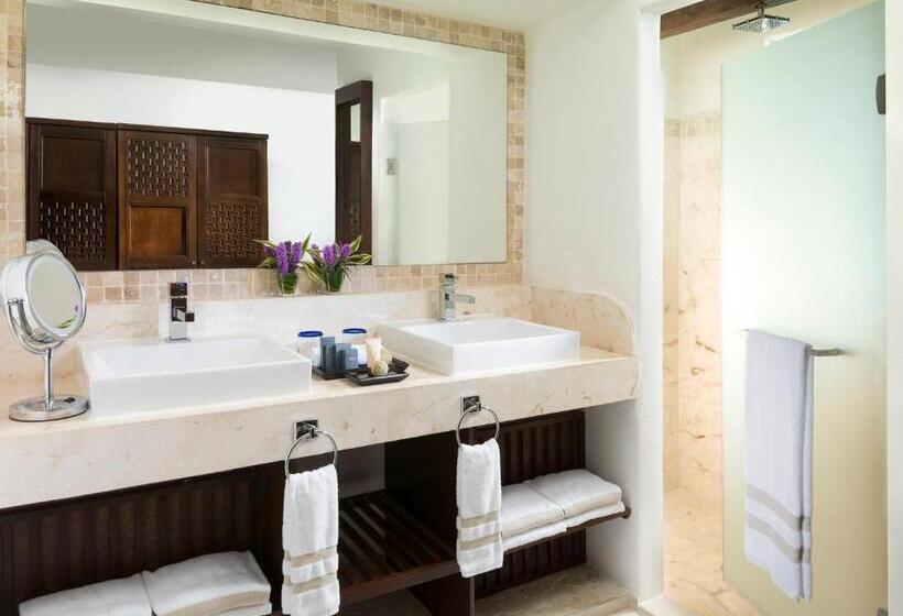 1 Bedroom Family Apartment Pool View, Selection Riviera Cancún