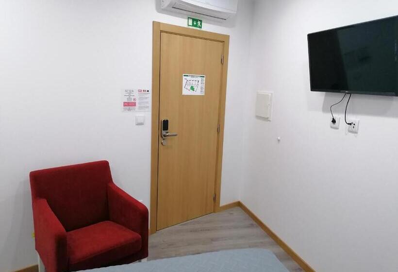 스탠다드 싱글 룸, Alojamento Girassol   Guest House   Quarto Com Casa De Banho Privativa