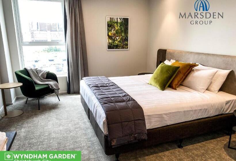 Люкс Кровать Кинг, Wyndham Garden Christchurch Kilmore Street