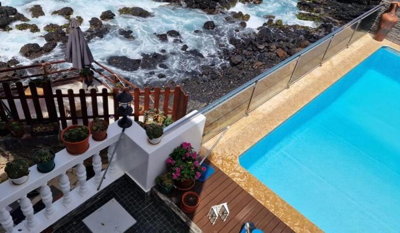 اتاق استاندارد, Cactus Guest House