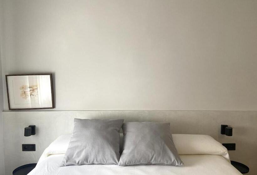 חדר דלוקס לארבעה, Calendula Hotel & Apartaments