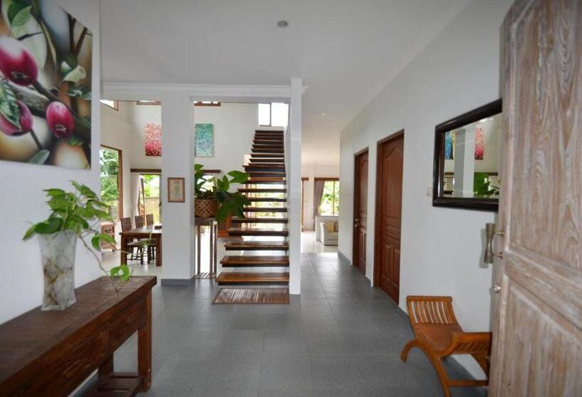 Вилла 3 Спальни, Villa Santai Karangasem