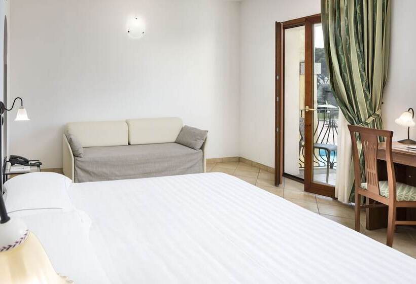 Номер Стандарт Трехместный, Blu Hotel Morisco