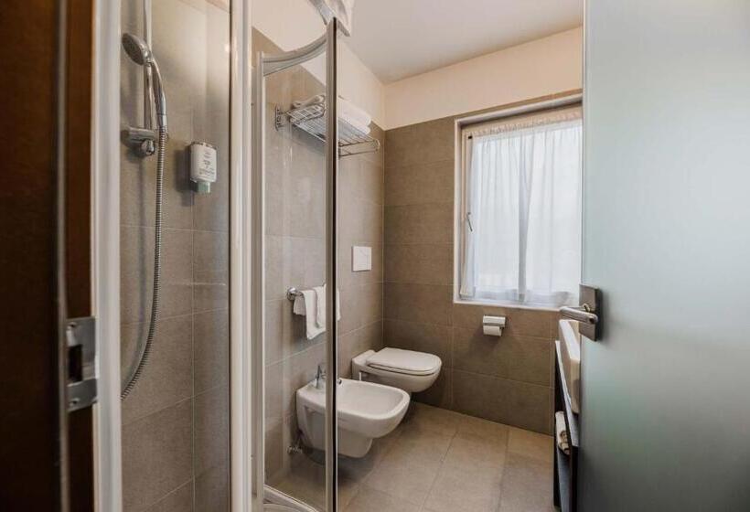 سوییت خانوادگی, Family Hotel Gran Baita