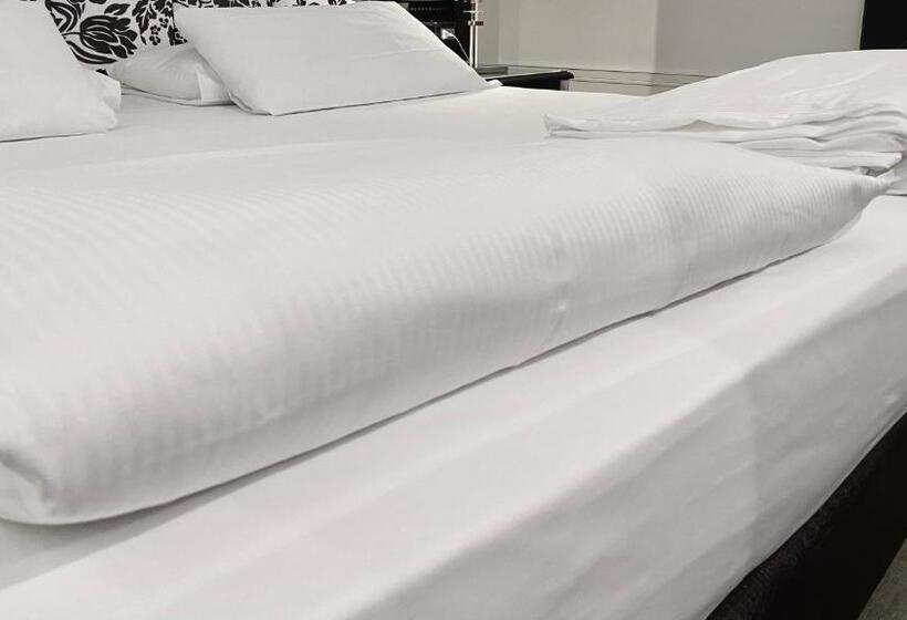 Номер Deluxe Кровать Кинг, Park Hotel Junior