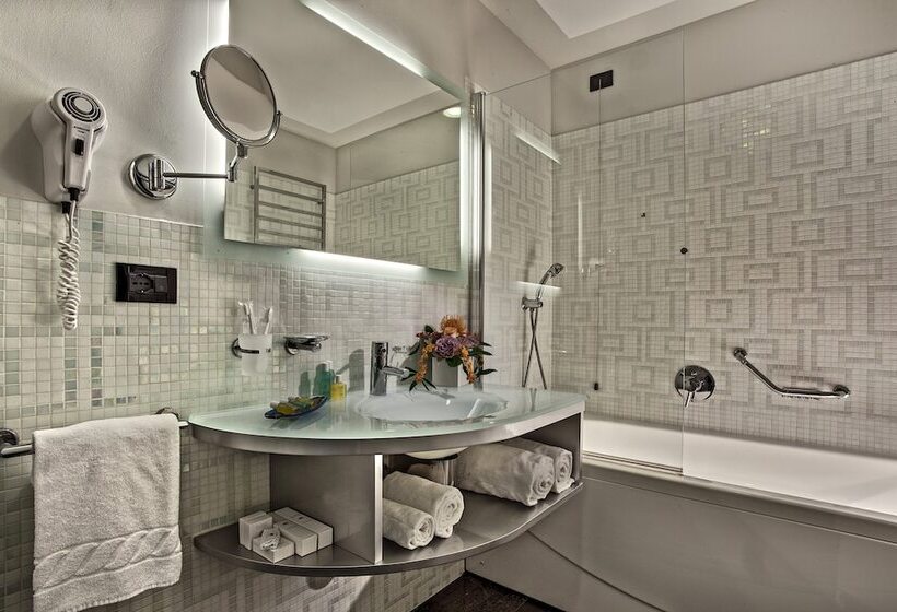 Номер Deluxe, Park Hotel Junior