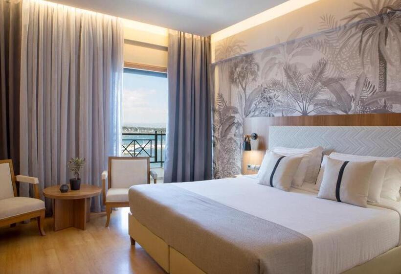 Номер Superior Вид на Море, Ramada by Wyndham, Athens Club Attica Riviera