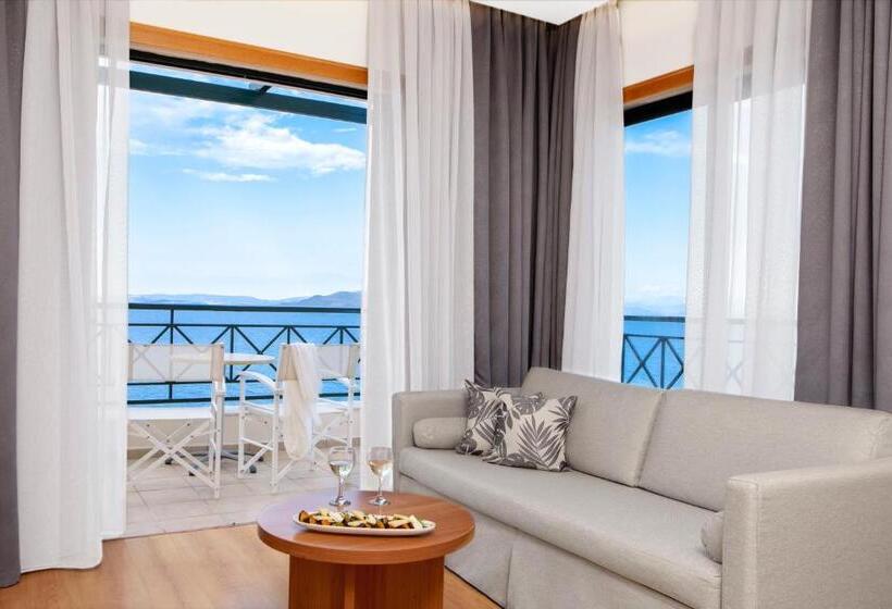 Habitación Premium Vista al Mar., Ramada by Wyndham, Athens Club Attica Riviera