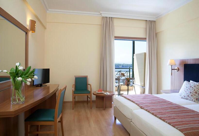 Номер Superior Боковой Вид на Море, Ramada by Wyndham, Athens Club Attica Riviera