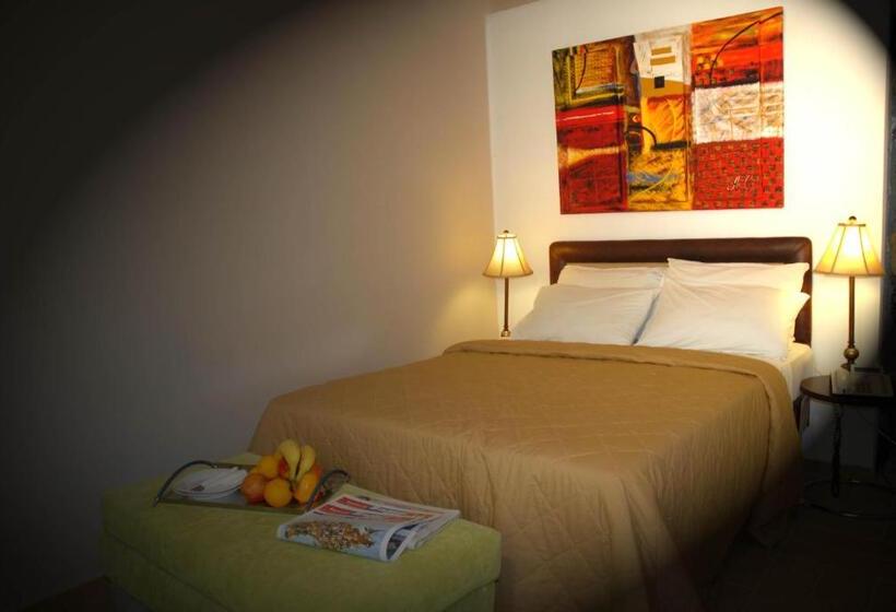 اتاق استاندارد یک نفره, Aria Hotel Samos Town