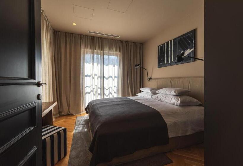 Номер Стандарт с Балконом, Design Hotel Verbenicum