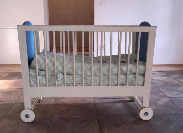 جناح مزوَّد بشرفة, Das Hornsteiner