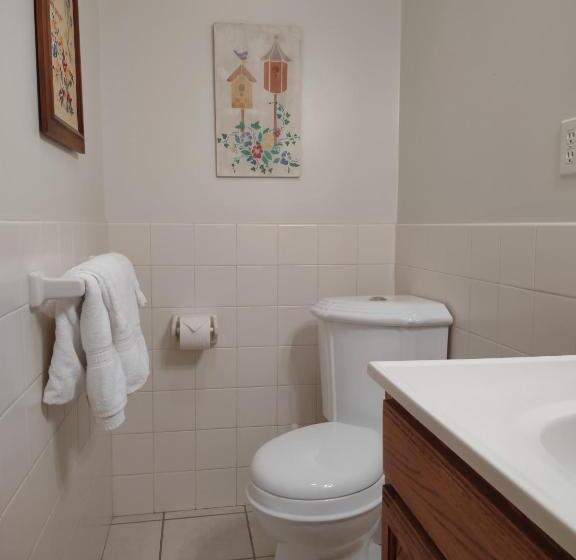 سوئیت 2 خوابه, Cozy Creek Cottages