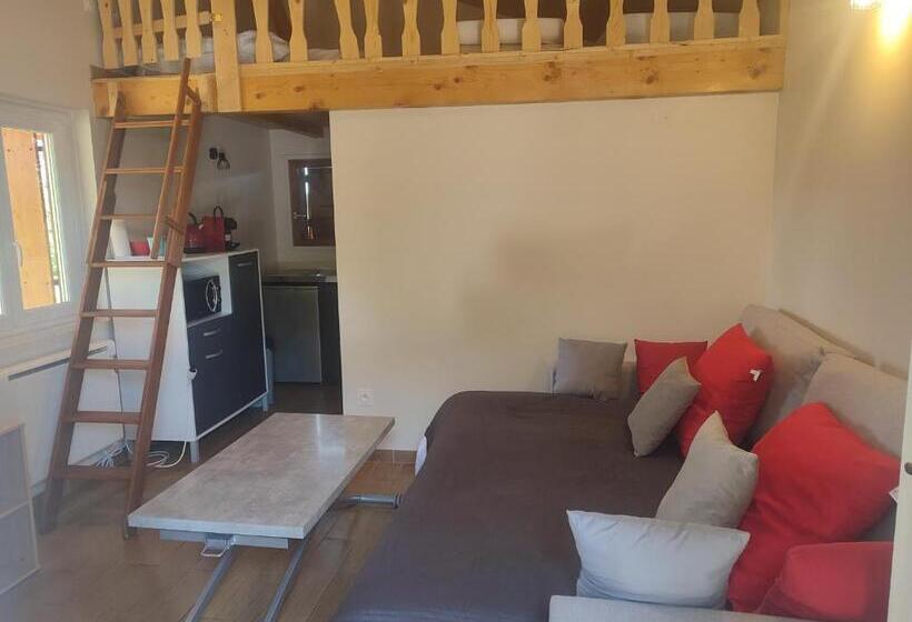 کلبه ییلاقی, L'auberge Des 4 Vents