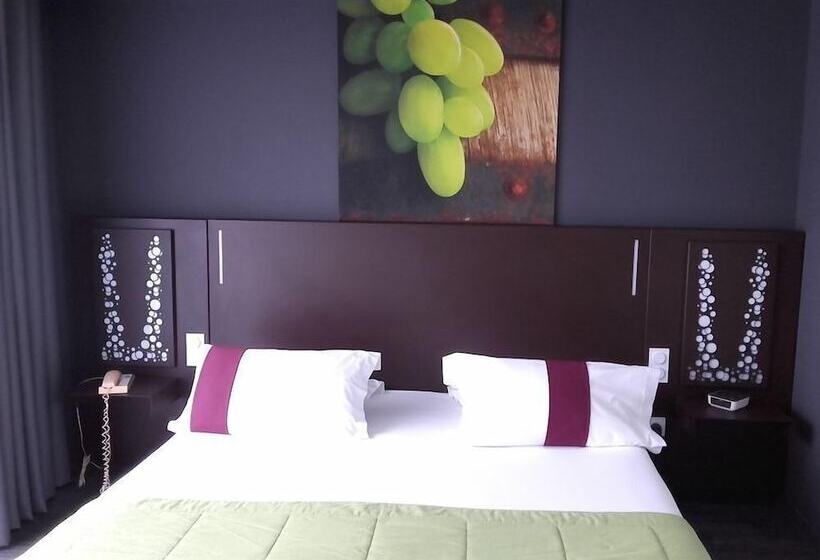 Номер Стандарт Вид на Гольф, Golf Hotel Colvert   Room Service Disponible