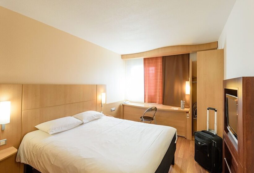 Номер Стандарт с Балконом, Ibis Ciboure Saintjeandeluz