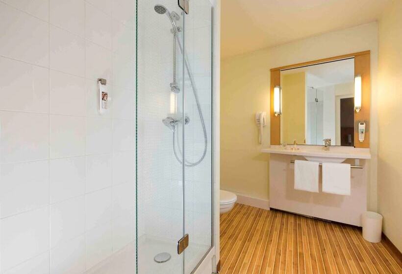 Номер Стандарт, Ibis Lille Lomme Centre
