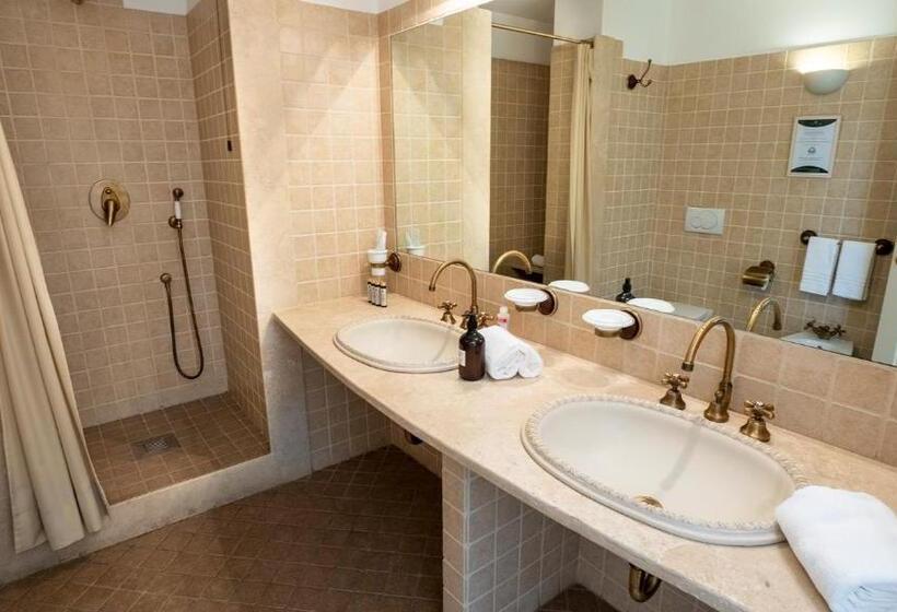 Номер Deluxe, Relais Bella Rosina Pool & Spa