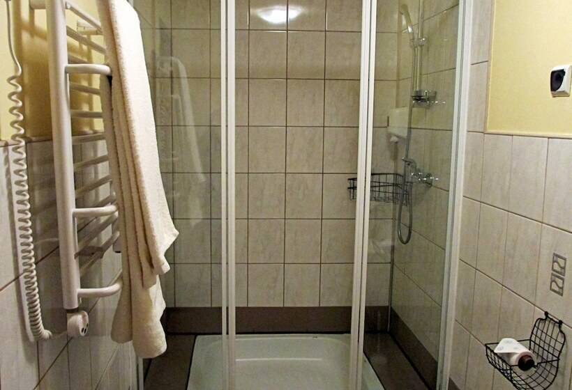 Четырехместный Номер Стандарт, Globtroter Guest House