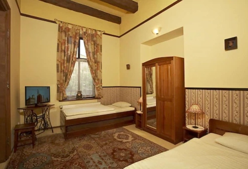 Четырехместный Номер Стандарт, Globtroter Guest House