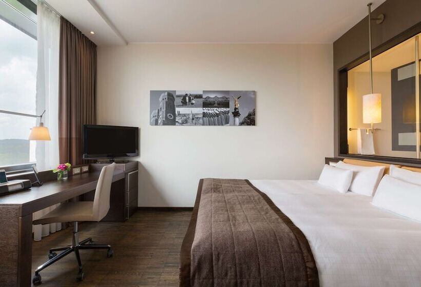 Номер Superior, Infinity Hotel & Conference Resort Munich