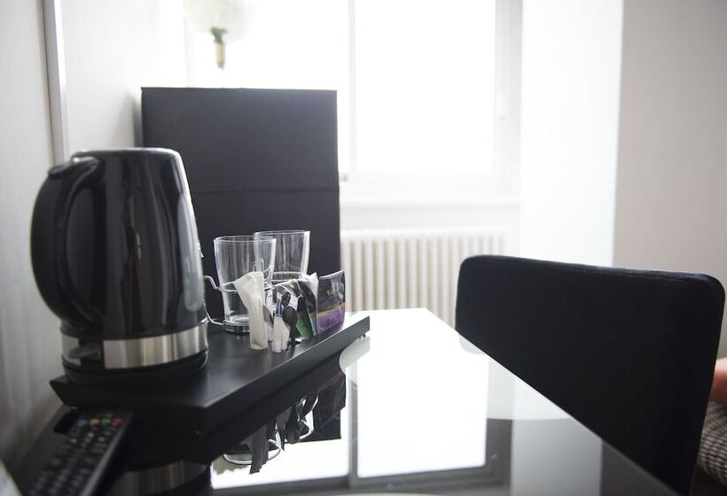 Номер Стандарт, The Originals City, Hôtel Le Concorde Panoramique, Thionville