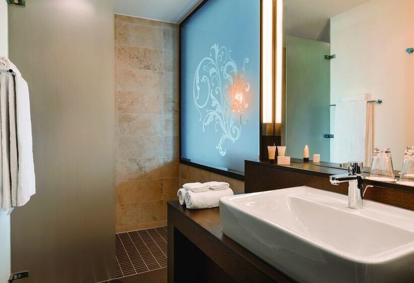 Номер Deluxe, Infinity Hotel & Conference Resort Munich