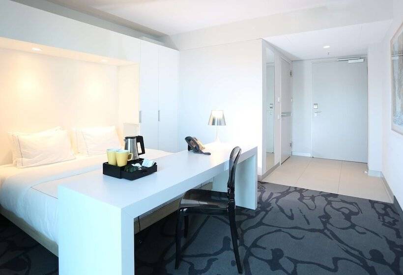 Номер Стандарт, Art Otel Cologne, Powered By Radisson Hotels