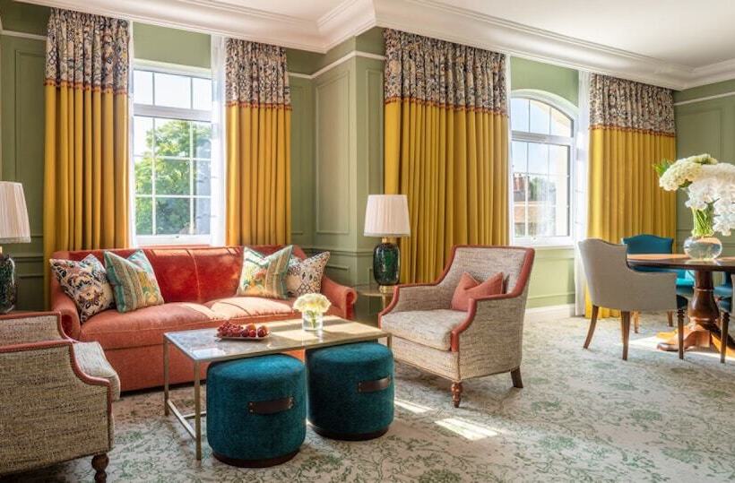 Люкс, Four Seasons Hotel Hampshire