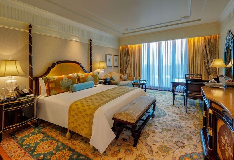 اتاق پرمیوم, The Leela Palace New Delhi