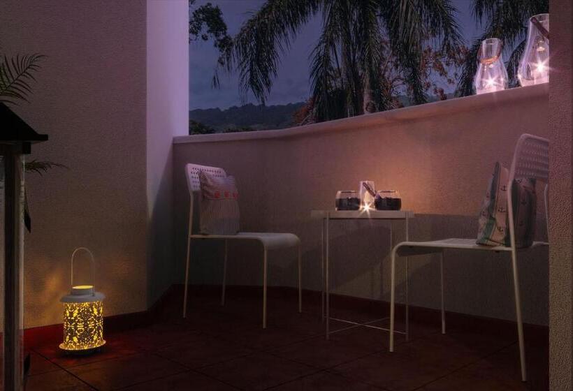 Номер Стандарт Вид на Сад, Tropical Casa Laguna