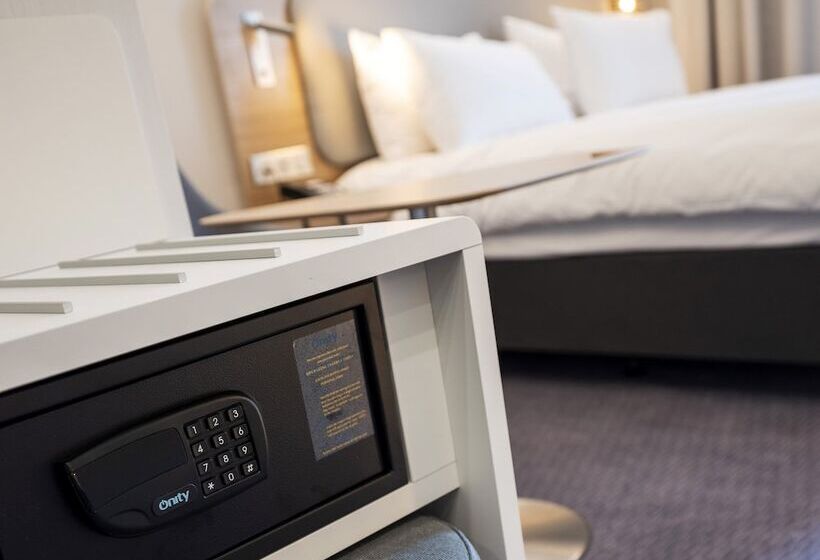 اتاق استاندارد, Holiday Inn Express   Nice   Grand Arenas, An Ihg