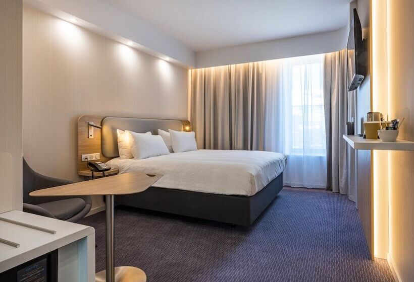 اتاق استاندارد, Holiday Inn Express   Nice   Grand Arenas, An Ihg