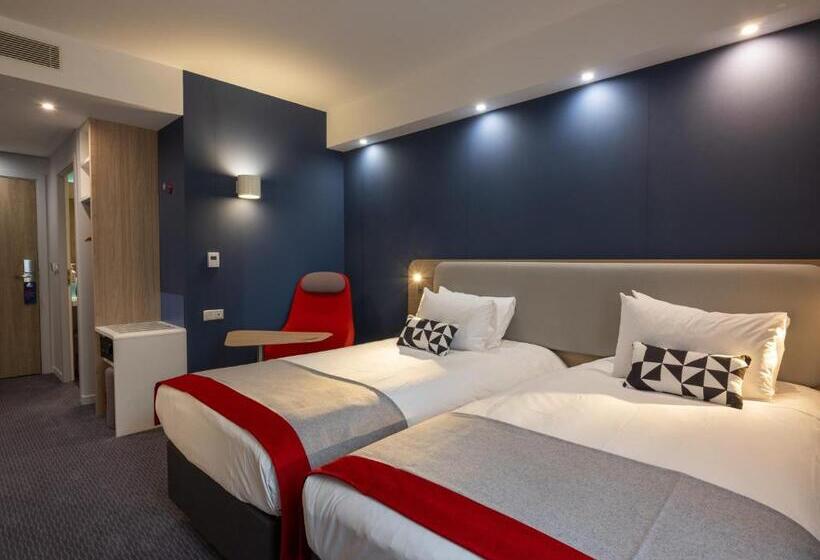 اتاق استاندارد, Holiday Inn Express   Nice   Grand Arenas, An Ihg