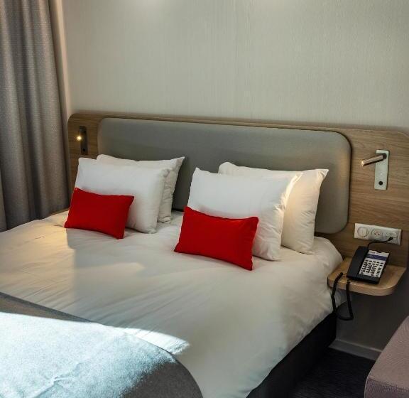 اتاق استاندارد برای معلولان, Holiday Inn Express   Nice   Grand Arenas, An Ihg