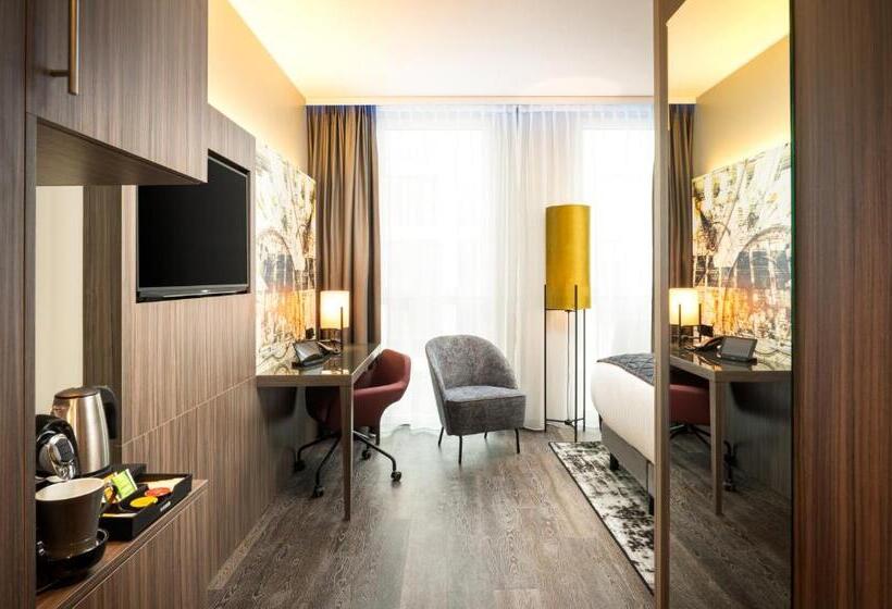 Номер Superior, Leonardo Hotel Eschborn Frankfurt