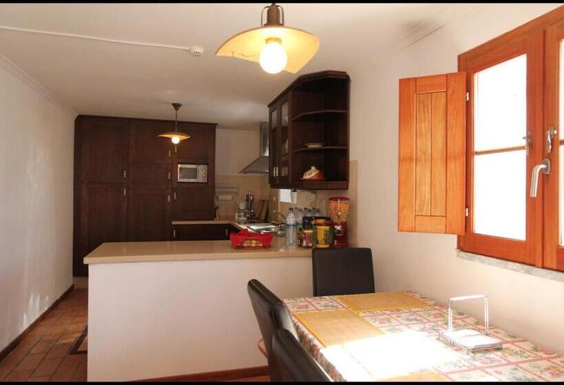 Номер Стандарт, Casa De Pedrógão