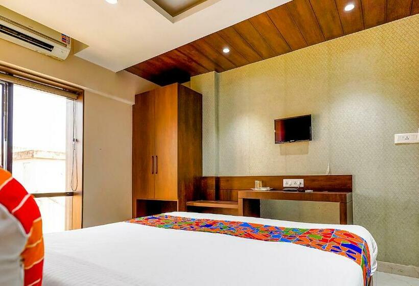 Семейный Номер, Fabhotel Eros 211   Nr Sreebhumi